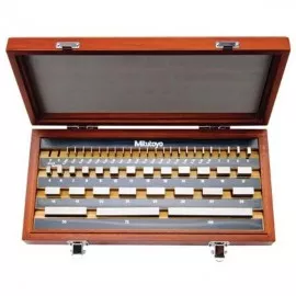 Mitutoyo 516-944-26 Metric Gauge Block Rectangular Steel Set, 103, grade AS-2